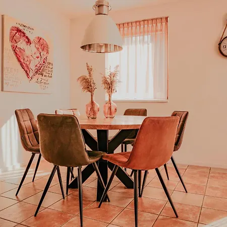 Hébergement de vacances Pet Friendly In With House Sea View *